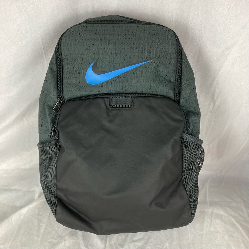 Nike Brasilia XL 9.5 Backpack, Speckled Gray & Black w/ Blue Swoosh Unisex